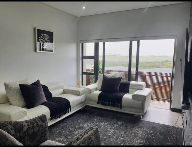 2 BEDROOM APARTMENT FOR SALE IN PALM LAKES ESTATE
